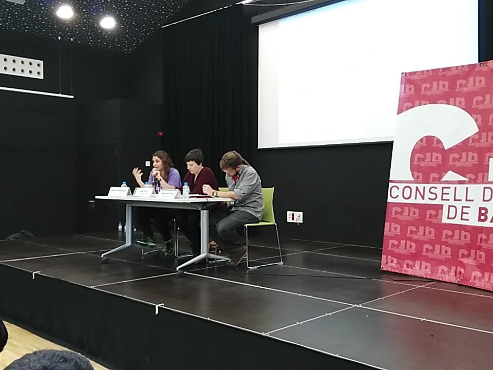 La expresidenta <a href="/mhhuguet/">M H Huguet</a> del CJB s'acomiada de les entitats a l' #agocjb2016