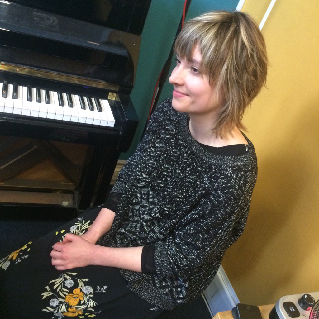 deXterBentley's tweet photo. @Lucy__Claire @ResonanceFM with @MarieSchreer @Alev_Lenz @Yuri__Kono @HeleneFB #Live #Now  #CollaborationsNo2 https://t.co/3S1aFdHTBj