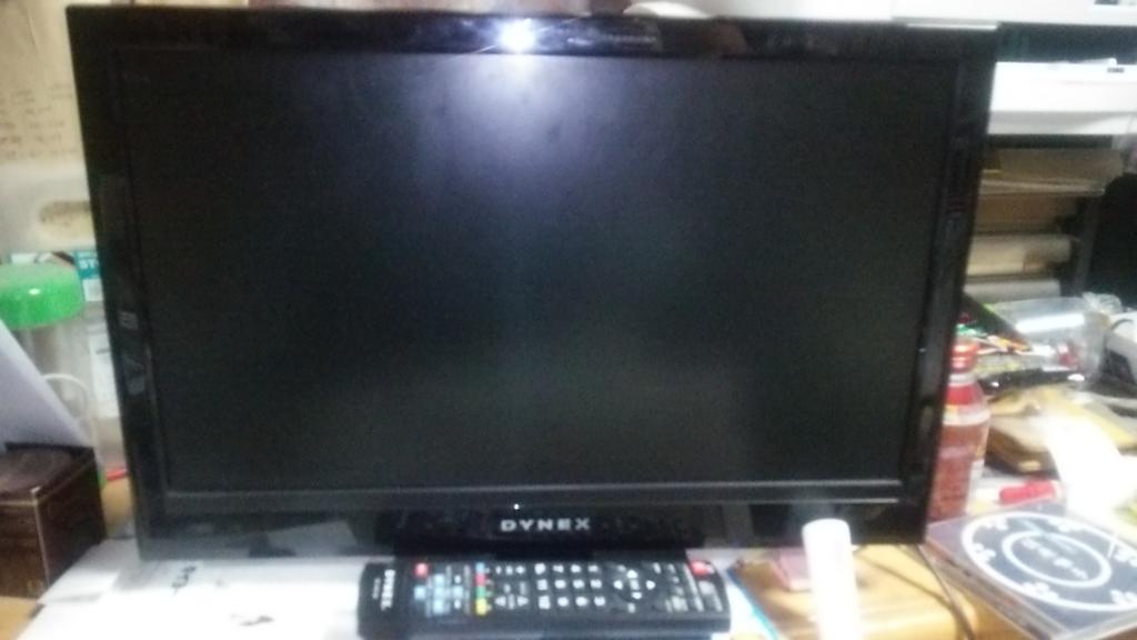 D86Takuya's tweet photo. 俺専用のテレビが来た。
まだアンテナ繋いでないけど(笑) https://t.co/1SX2oZYjMq