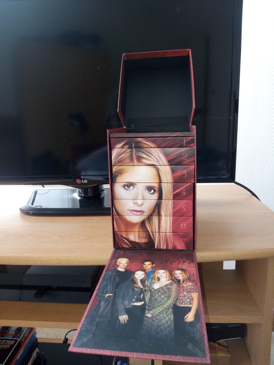 andre_blaise's tweet photo. Let's get started again ! @SarahMGellar #btvs #Childhood #ForeverBuffy https://t.co/N3RxgzJXi9
