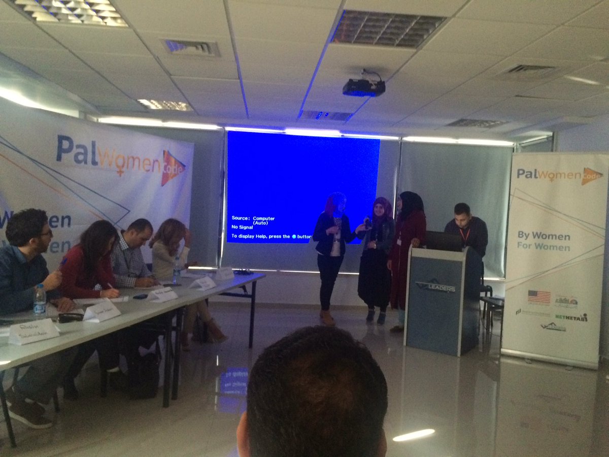 LeadersOrg's tweet photo. iTeam is the third team to pitch at #palwomencode https://t.co/BhSWi96rfr