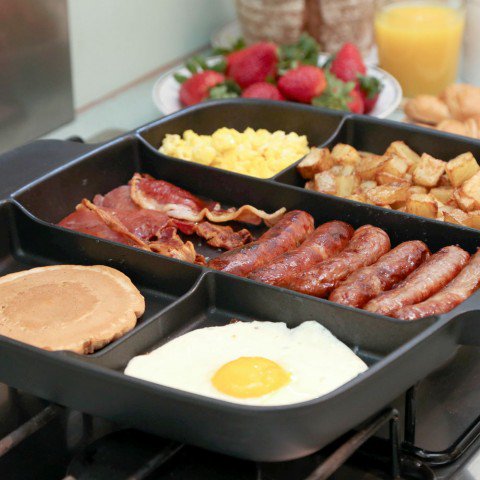Propsavvy's tweet photo. STOP WHAT YOU'RE DOING! You can now cook all your fry-up in the same pan! https://t.co/v3TCTa86T2 #masterpan https://t.co/UAzBCCjZtZ