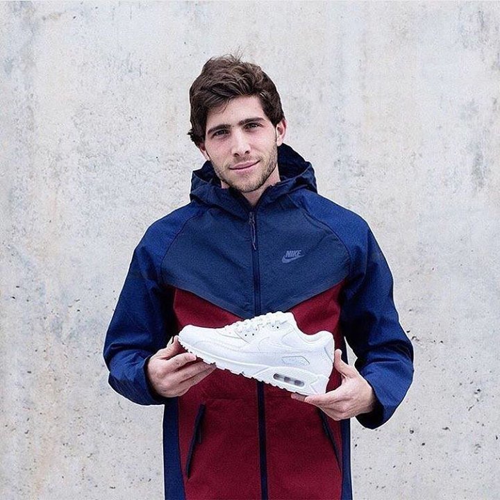 Barca Fans Maldives on Twitter: "Sergi Roberto with his new Nike Air 90 shoes @fcbarcelona @sergiroberto #Roberto #Nike #AirMax #AirMax90 #FCBar… https://t.co/aCKGbeChZ7" / Twitter