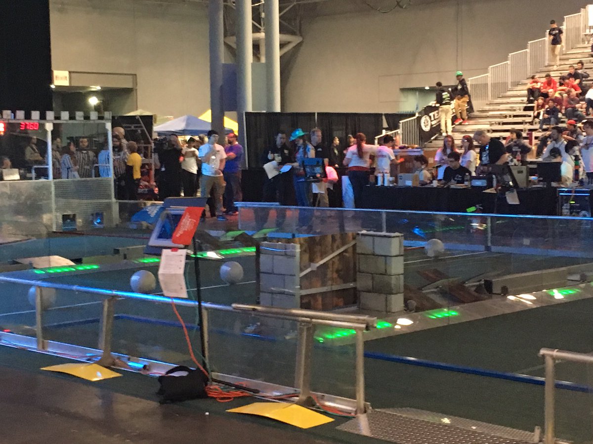 Opening Ceremonies about to start!! #omgrobots #nycfirst2016