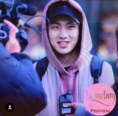 khhunderground's tweet photo. #GUN from No Mercy seen at auditions for #SMTM5 🔫🔥 https://t.co/K8o35BUew3