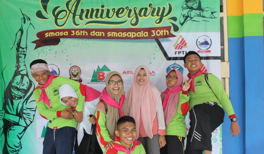 ossmansaLA's tweet photo. foto contest berhadiah menarik lhoo
»tag ig @ossmansala dan @smasapala_ 
»hastag #smasapalawallclimbingcompetition https://t.co/PI23LiQgdg