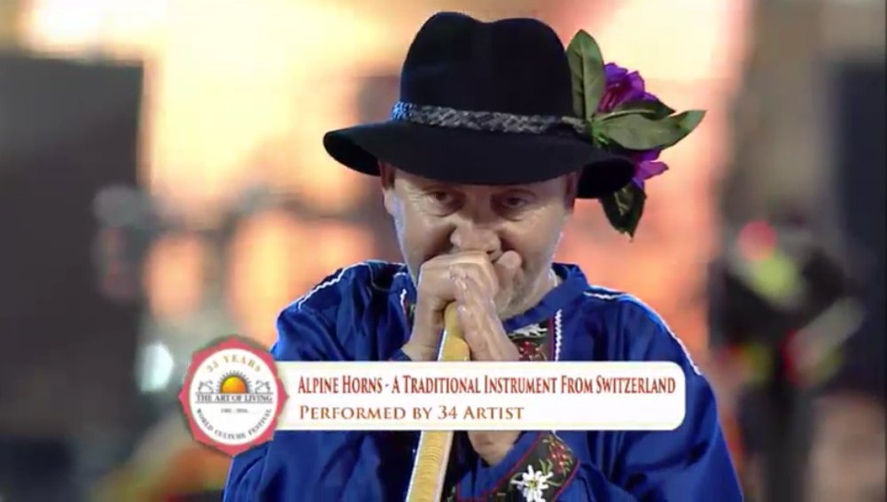 artoflivingusa's tweet photo. 34 artists showcase the Alpine horns from #Switzerland at #WorldCultureFestival on #WCFDay2! https://t.co/IQcmhmMTax