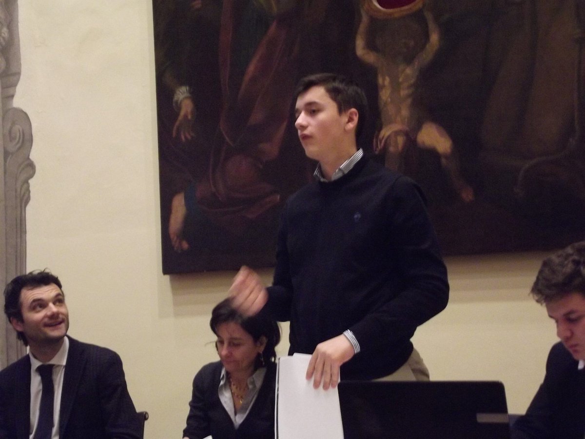 dikabernard's tweet photo. Al Consiglio Provinciale degli Studenti di #Prato promosso dagli @studentitoscana #openprst @MattBiff @comunepo https://t.co/PtianbWqAS