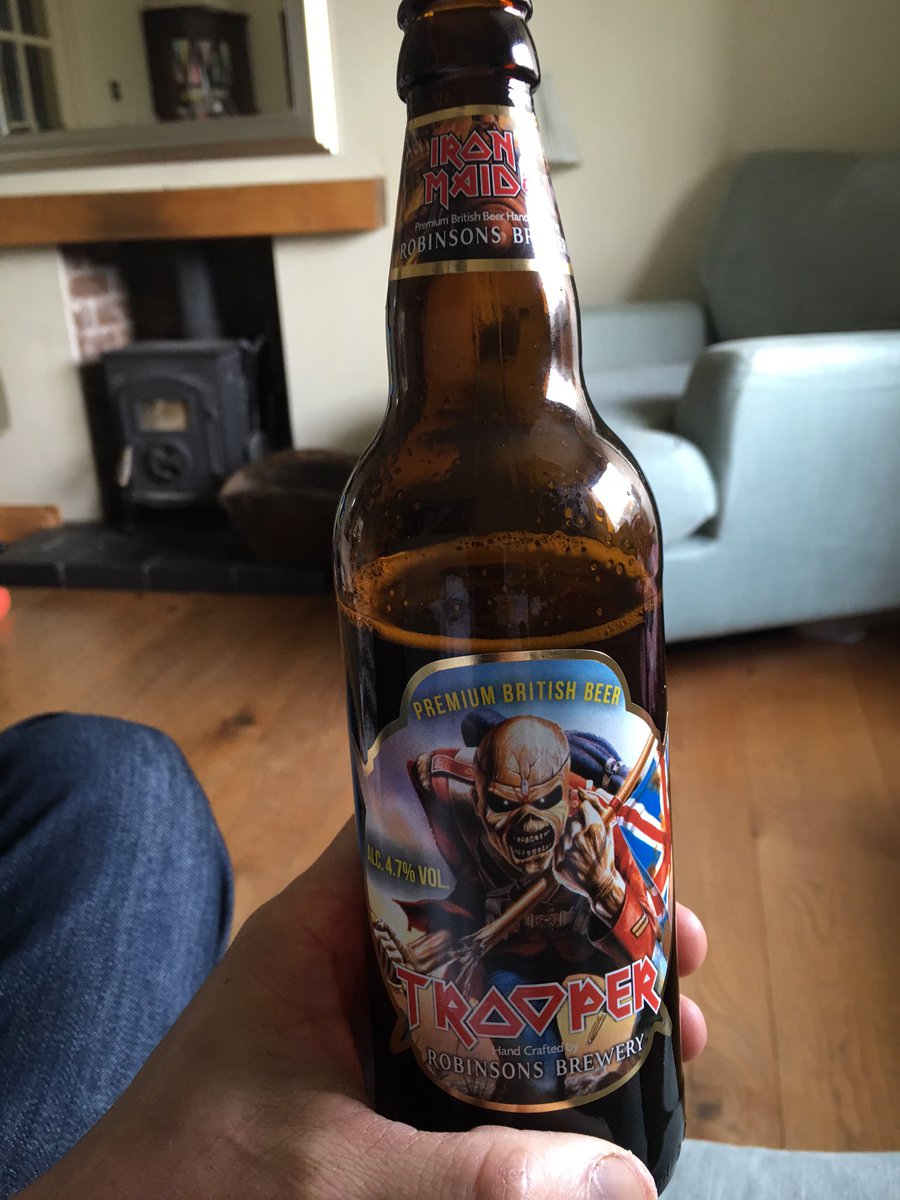 dan_builds13's tweet photo. Half marathon round sunny porthcawl with @RNLI_run now relaxing with a @trooperbeerbr #beer #marathontraining #ale https://t.co/8EMmMsySPc