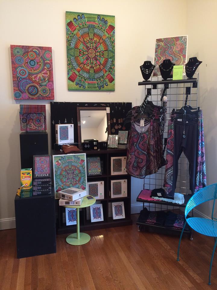 MagDesignsLLC's tweet image. Join us at the gallery from 3-6PM. The USA Remix: One Man One Woman Show is happening right now!