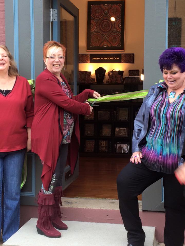 MagDesignsLLC's tweet image. Congratulations to Debbie Lynn and join us at the newly opened Zwiebach Creations!