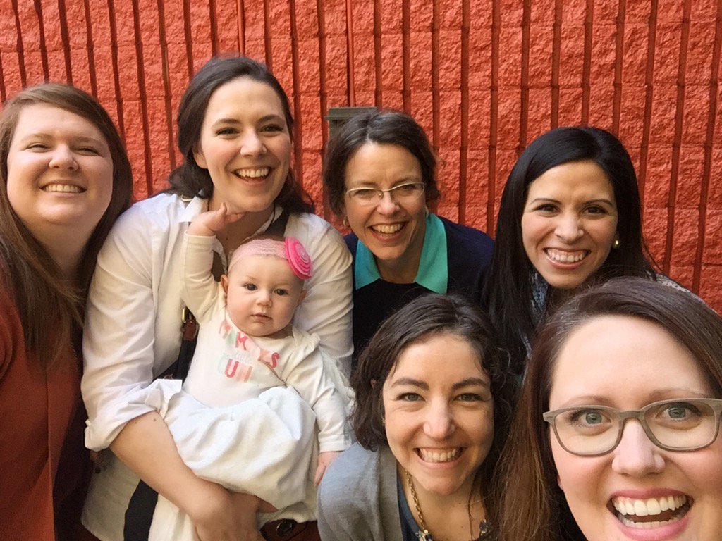 s_canning's tweet photo. Chicago @CAPS_Intl contingent &amp; @wheatongradpsyc are ready for you next year folks! 👊🏼 Thanks LA! 🌴#capsconnect https://t.co/iddmXrnPeP