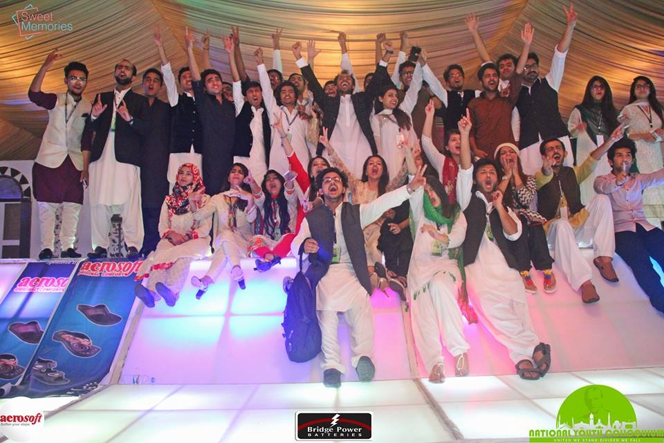NYC_2016's tweet photo. Live performace by AMJAD SABRI at the Qawwali night organized by National Youth Colloquium. https://t.co/EBgZnm0qAK