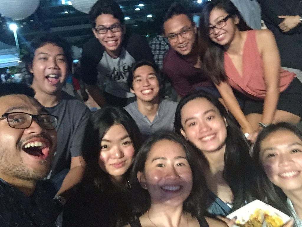 cheskaarojass's tweet photo. Great music, food and company 🌌🍔🎤 #BMSUnplugged #RelaxUnwindUnplug https://t.co/GLIDVvcU21