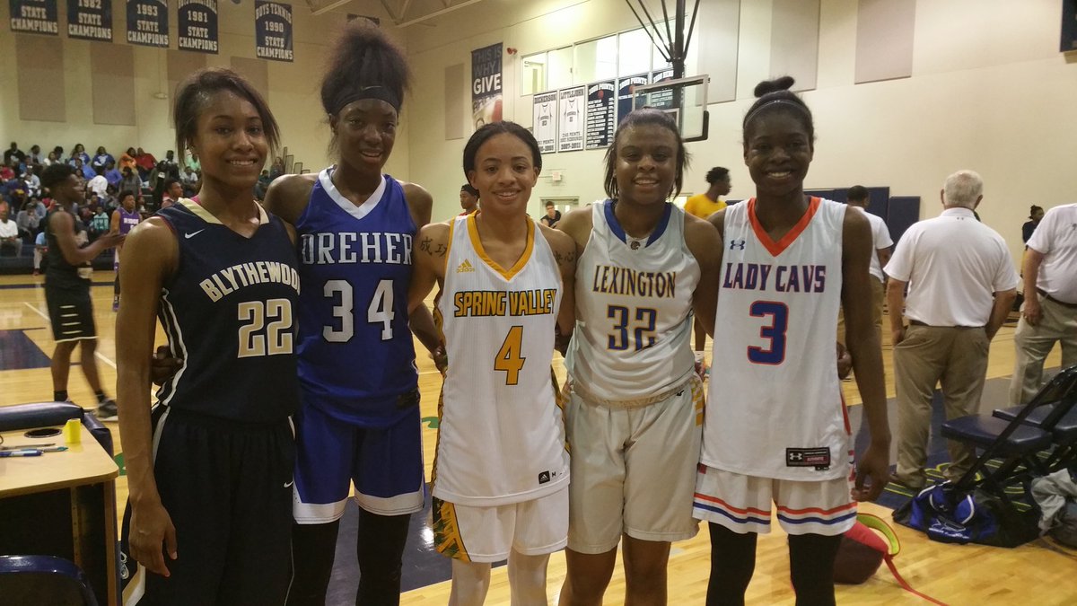 sc76ersmedia's tweet photo. The @SC76ers that participated in the Capital City Senior All-Star game. Lauren, Jhileiya,Christian,Taylor, &amp; Bailey https://t.co/nexW1SNMpi