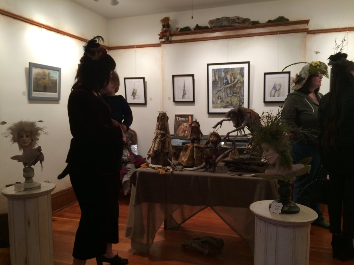 theferniebrae's tweet photo. #artopening #illustrators #corner #faerie #social #TeaTime  #worldoffroud #windling #wyatt #staines #barlow https://t.co/2wbyLCmkR1