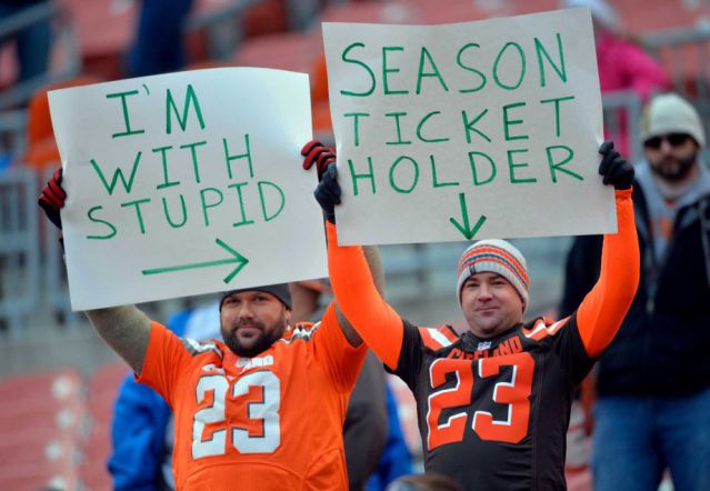 CdX4hTaVAAAfyyD.jpg:large