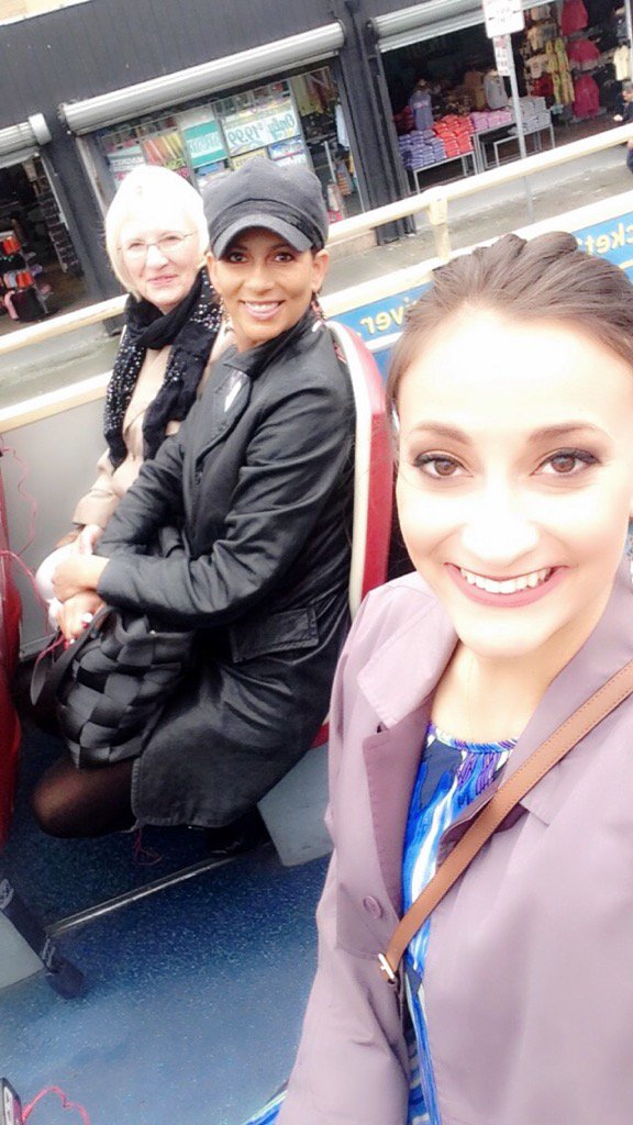 ImaStewardess's tweet image. PlayingTourist with Nana and Daughter Alex!
#SanFrancisco #BigBus #TravelNerd