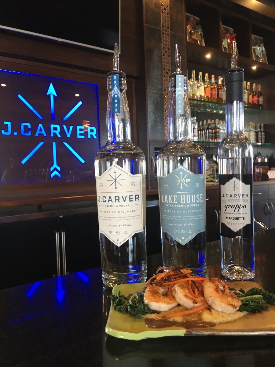 JCarverSpirits's tweet photo. Shrimp, grits, &amp; red-eye gravy @bigbadgus with J. Carver Spirits! Delicious!!! #local #minnesota #spiritsofdiscovery https://t.co/BxQJuDd8Pj
