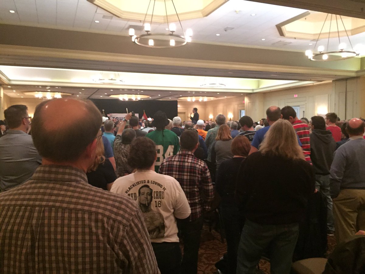 IAStartingLine's tweet image. &quot;If Trump is the nominee, Hillary wins!&quot; Ted Cruz tells KC crowd, many boos for Trump