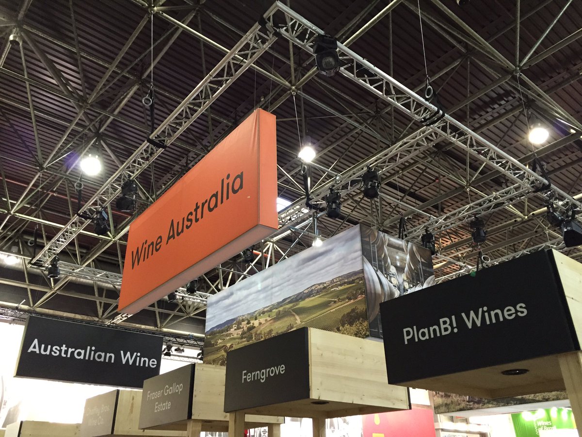 wine_australia's tweet photo. All ready for a great #ProWein 2016, kicking off tomorrow in Düsseldorf. Hall 9, G06 looks fantastic! See you there. https://t.co/KqtGOohY7g