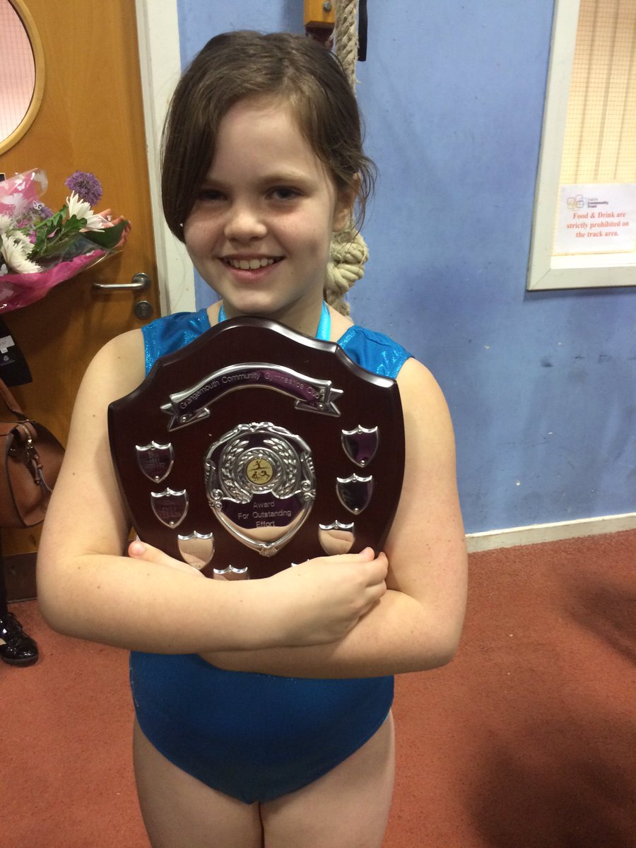 kazziecuff's tweet photo. @BowhousePS after the great time yesterday she has won another award at gymnastics very proud ππ https://t.co/U47yYzWSO5