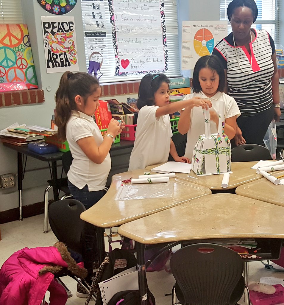 <a href="/GovalleRdrunner/">Govalle Elementary</a> engineers really appreciate <a href="/Supplyteachtx/">Supply The Teachers</a> <a href="/3M/">3M</a> supplies! #AISDProud <a href="/AISDSupt/">Jacqueline McMahon</a> #STEM #WeAreTheFuture