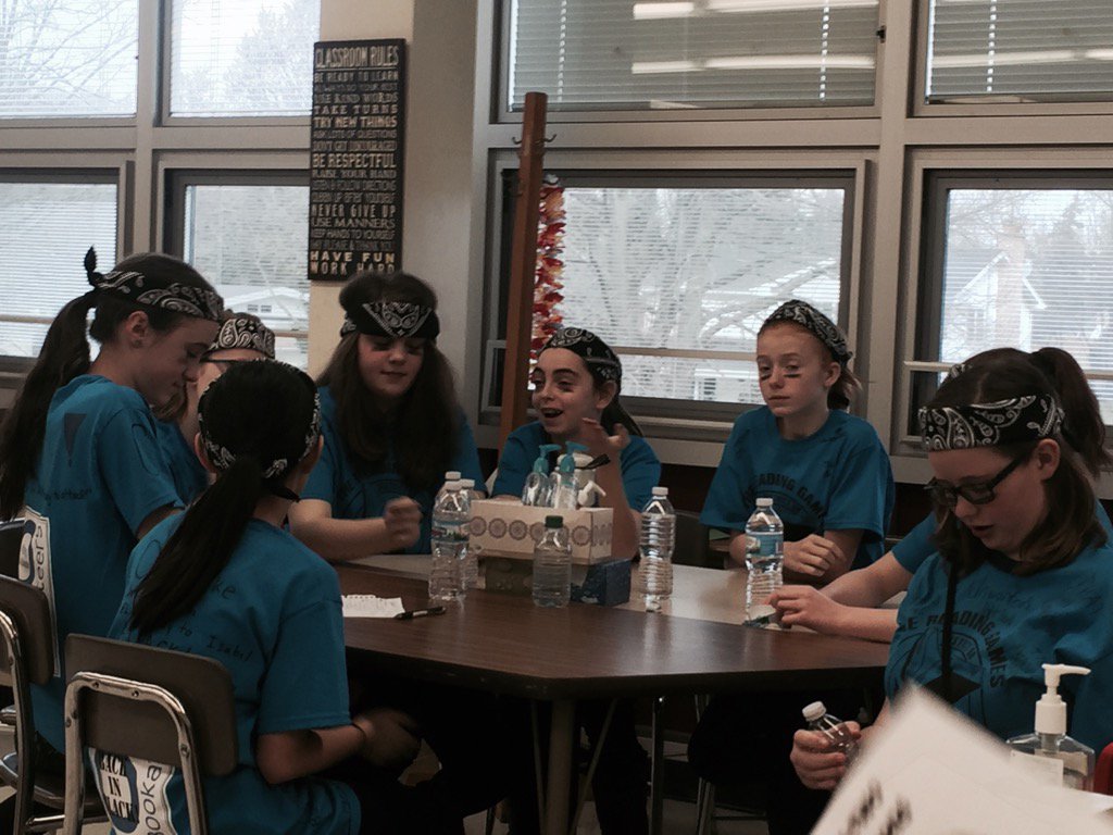 Cunninghamdg58's tweet photo. #kgshines,#dg58learns The Kingsley Bookateers represent at the district reading games!! https://t.co/obbeO8BTrm