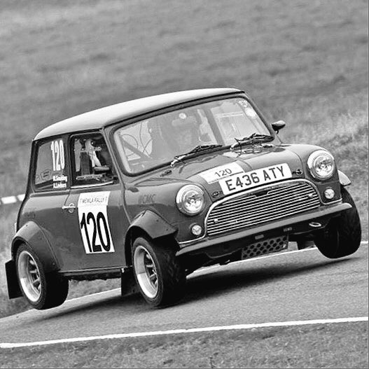 cmctal's tweet photo. CMC TUNING TO FIELD TWO CARS ON TOUR OF EPYNT 
@cmctuning @Morrisoil @HerefordshireMC 
https://t.co/ur2j2Y9SBo https://t.co/gdnn03ziFB