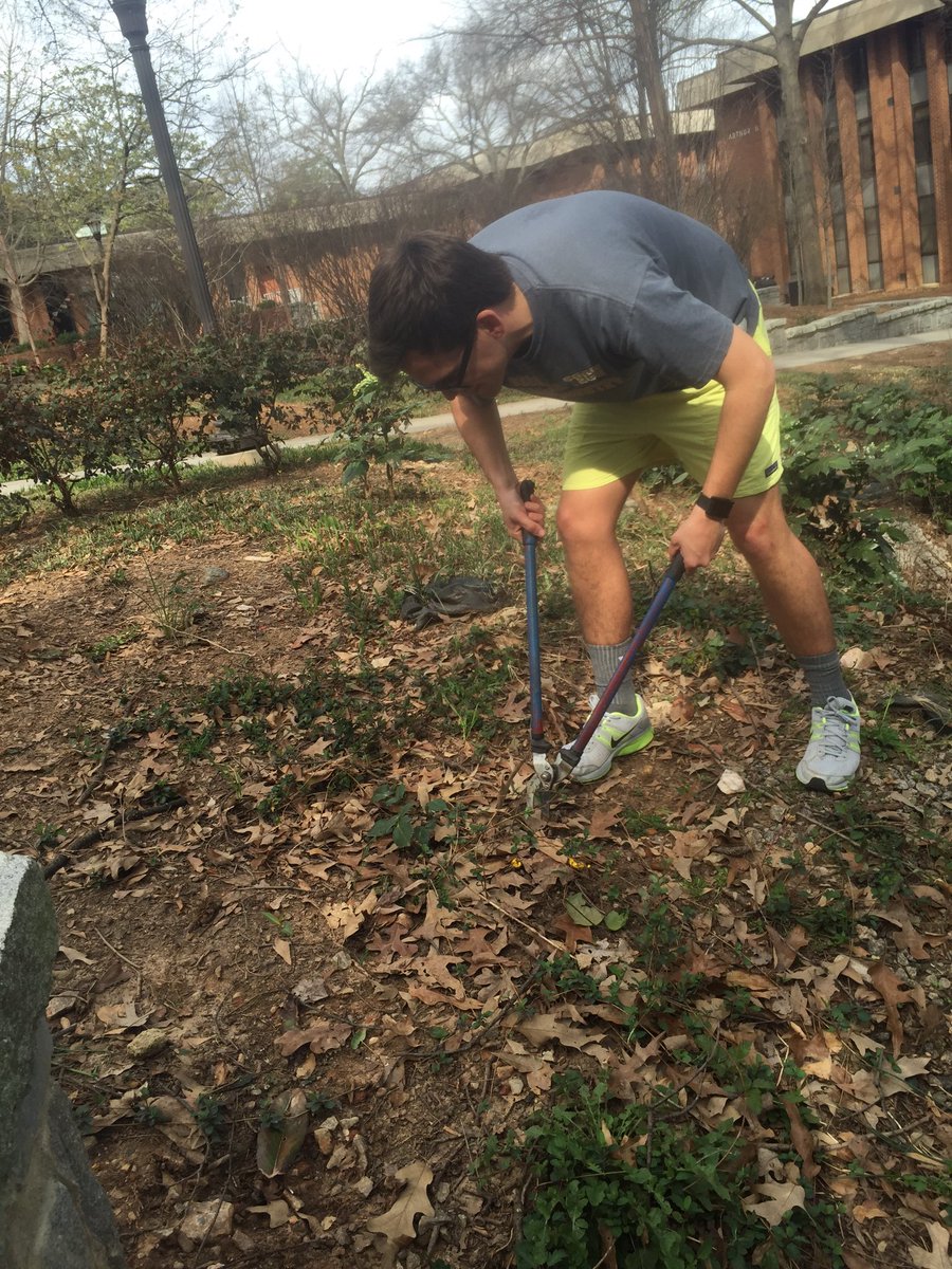 GTAthletics's tweet photo. Proud to be part of @GeorgiaTech Beautification Day! #TogetherWeSwarm https://t.co/5i2lXHoVDd