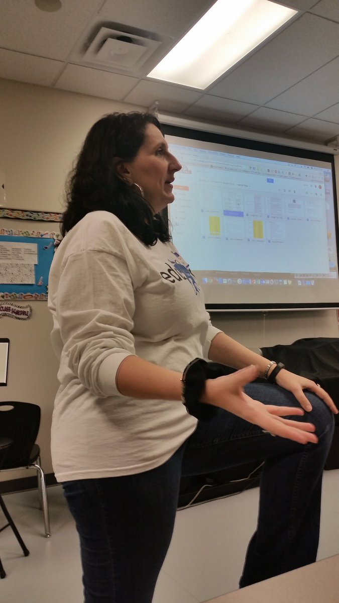 nthogmarti's tweet photo. @usamimi74 Genius hour invites inquiry which results in deep learning. #elacafe #learningforlife #edcampliberty https://t.co/dLisK2M5Jw