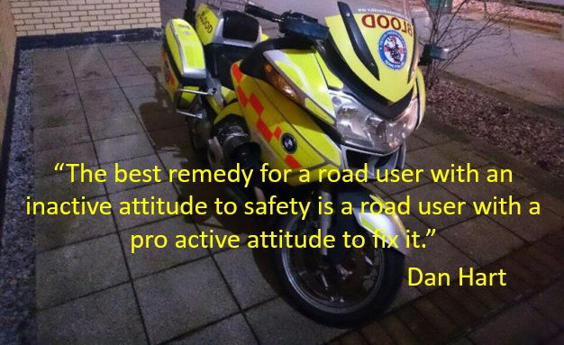 Wonder what your riding looks like when you're distracted? IAM observer @DanHart22 explains: bit.ly/1TVJyz2