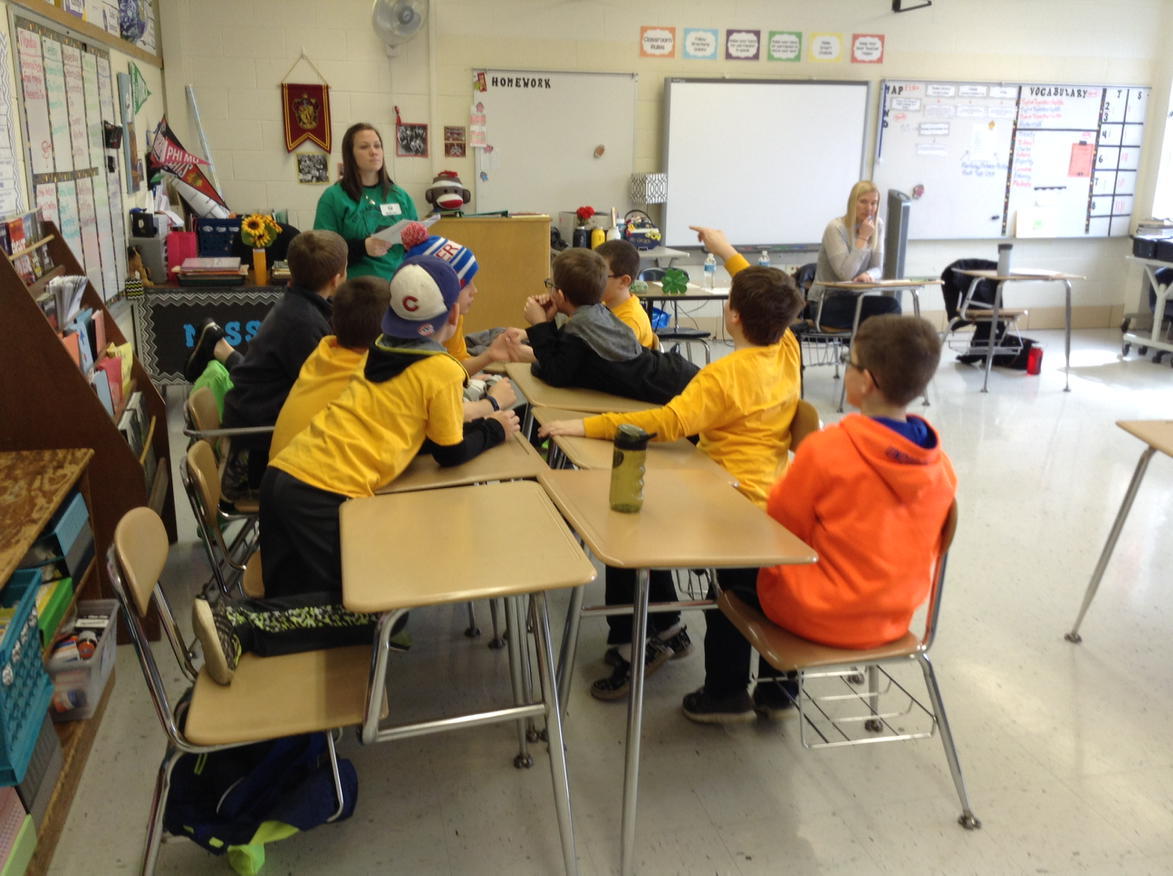 DGDistrict58's tweet photo. Students are eager to share their book knowledge at @TheReadingGames! #dg58learns https://t.co/wYyJZB5I0M