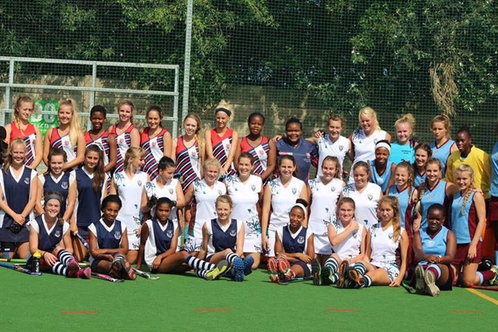 mtbmegz's tweet photo. @IsostarZA keeping me hydrated while playing hockey! Proud of the 1st team girls,3rd overall in the night series 💪🏼 https://t.co/ou6L3Xi40F
