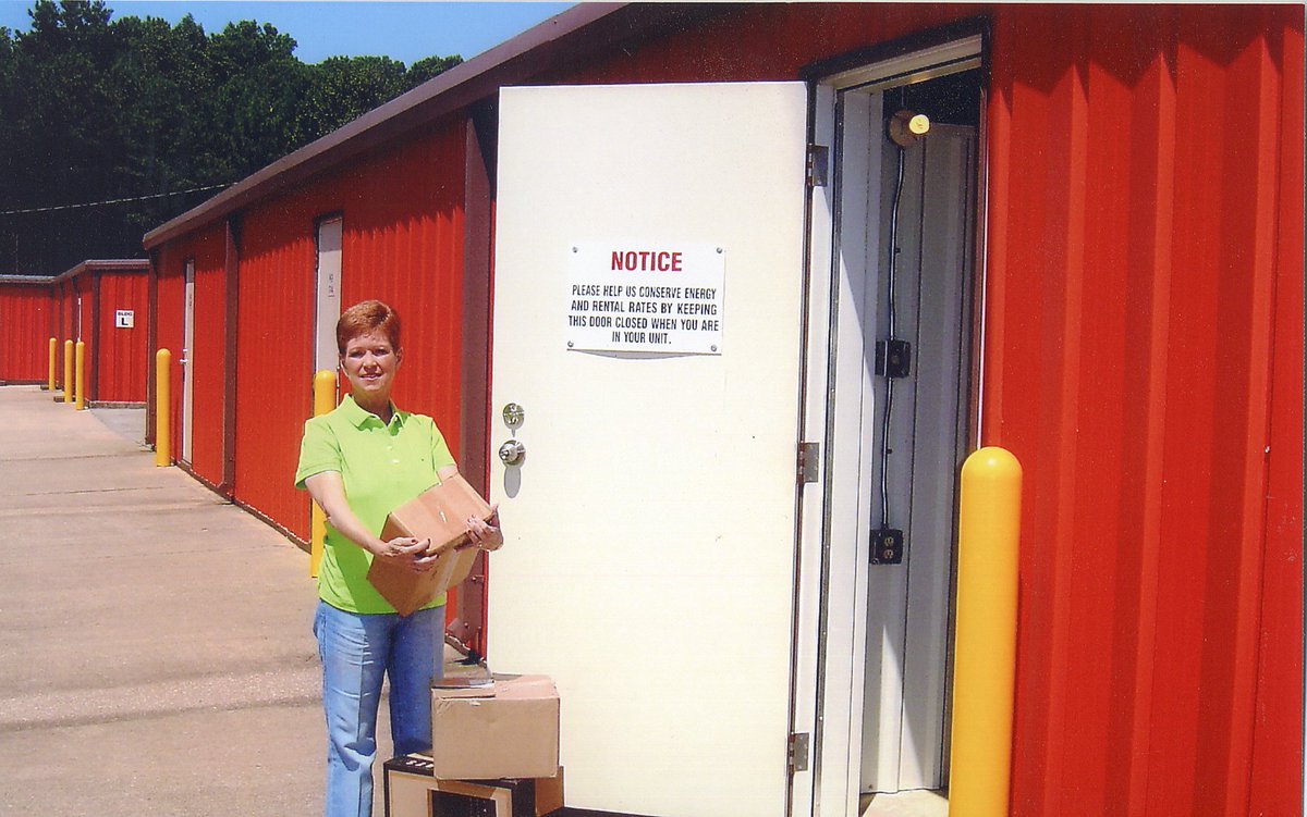 I45SelfStorage's tweet photo. Its time to reserve your storage unit for this summer. #summerstorage #i45selfstorage #shsu https://t.co/DU6o4zjzht