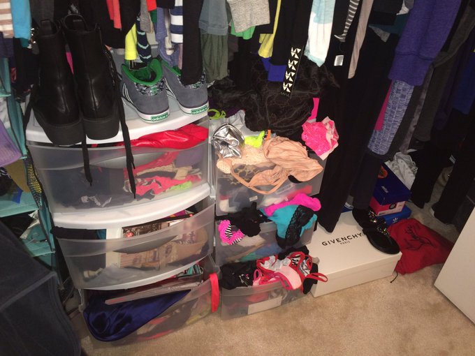 This is a problem. My clip clothes drawers runneth over. Spring cleaning!! #cliplife #findom https://t<a href="/tag/findom"class="tags"><span>#findom</span></a><a href="/tag/cliplife"class="tags"><span>#cliplife</span></a>