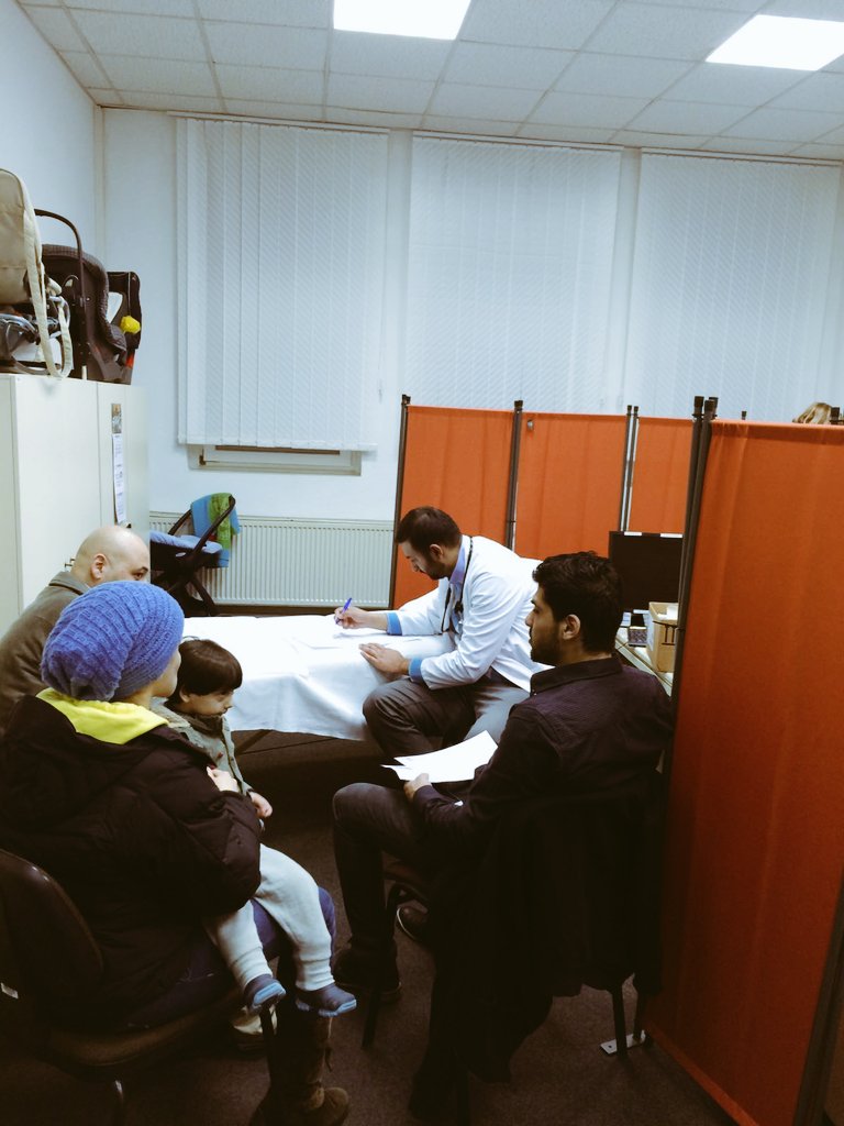 MAMOGermany's tweet photo. Ärzte der MAMO in Gera in den Räumen der Akzeptanz e. V. Medizinische Flüchtlingshilfe @AhmadiyyaDE, @khuddam_de https://t.co/6UyvFv980U