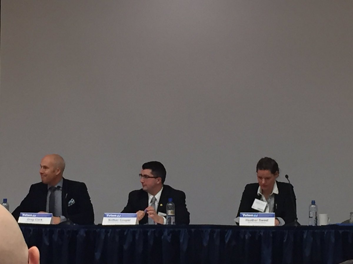 AspenViewLocal7's tweet photo. Rookie MLA panel interacting with the Political Engagement Officers @GregClark4AB @heathersweetNDP @NathanCooperAB https://t.co/0lq1kpdyVa