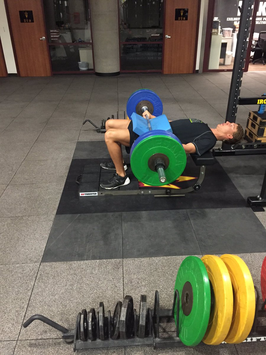 kkrirsh's tweet image. #NBACSouthwest breaking in our new Hip Thrust. @chasekalisz getting his short axis work @Sorinex @bretcontreras