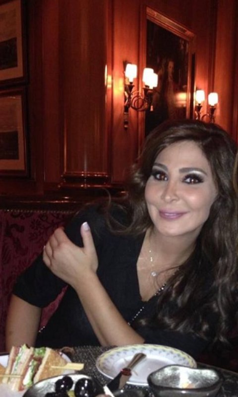 AliElissai's tweet photo. جمال عيونها ولونها ولمعتها ونظرتها
وجمالها لما بتضحك ♡
كل تفاصيلها عشق
الله يحميكي يا ملكة
@elissakh 
@HebaElissian https://t.co/GLv60Hvd0c