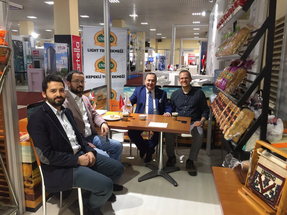 undano's tweet photo. Standımızda Süleyman Ersin Öztopal @Umurburak ve Mustafa kardeşimle fuarı değerlendiriyoruz. https://t.co/UNhfpLyAIy