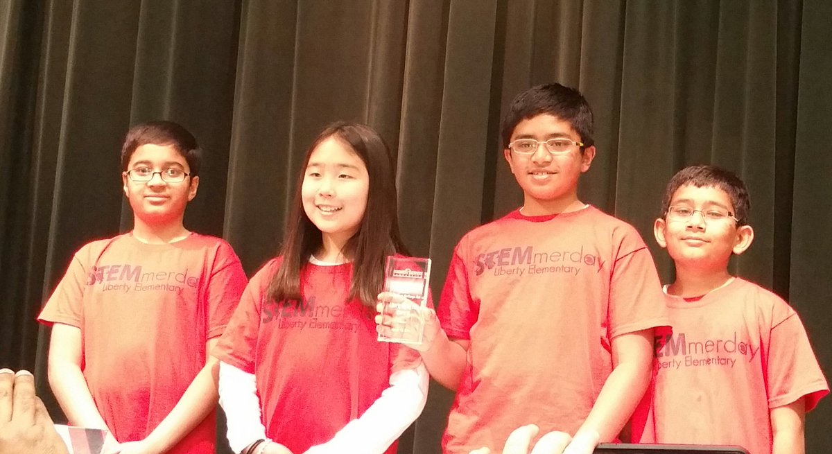 LCPSWomen's tweet photo. First Place in our category! So proud of the Liberty Flying Five! #lcpschallenge #ottw https://t.co/vaqOMbGdUR