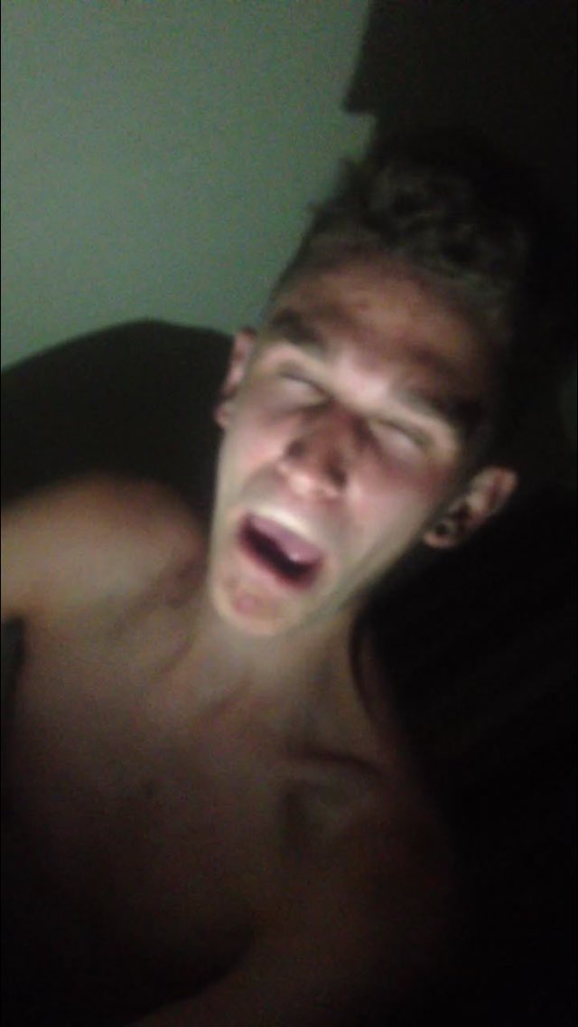 JayLadd69's tweet photo. happy birthday mate, have a good day🔞❤️ @jakesaunders_ https://t.co/lbfmXp23kw