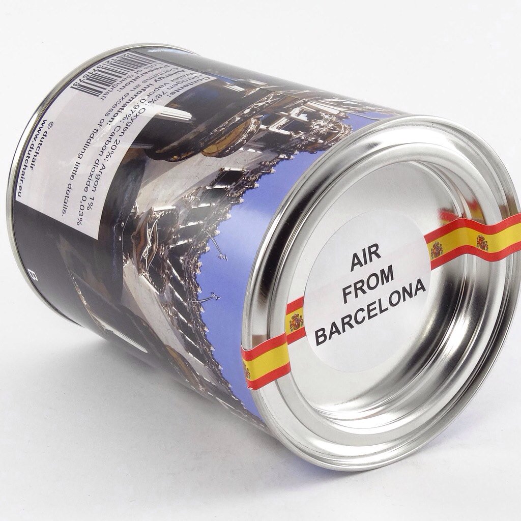 Dutch_Air's tweet photo. Now you #can #buy the #hot #air from #barcelona! #spain #hotair #dutchair #cannedair #humor #FCBarcelona #gift #lol https://t.co/hrvWVTP8Tt