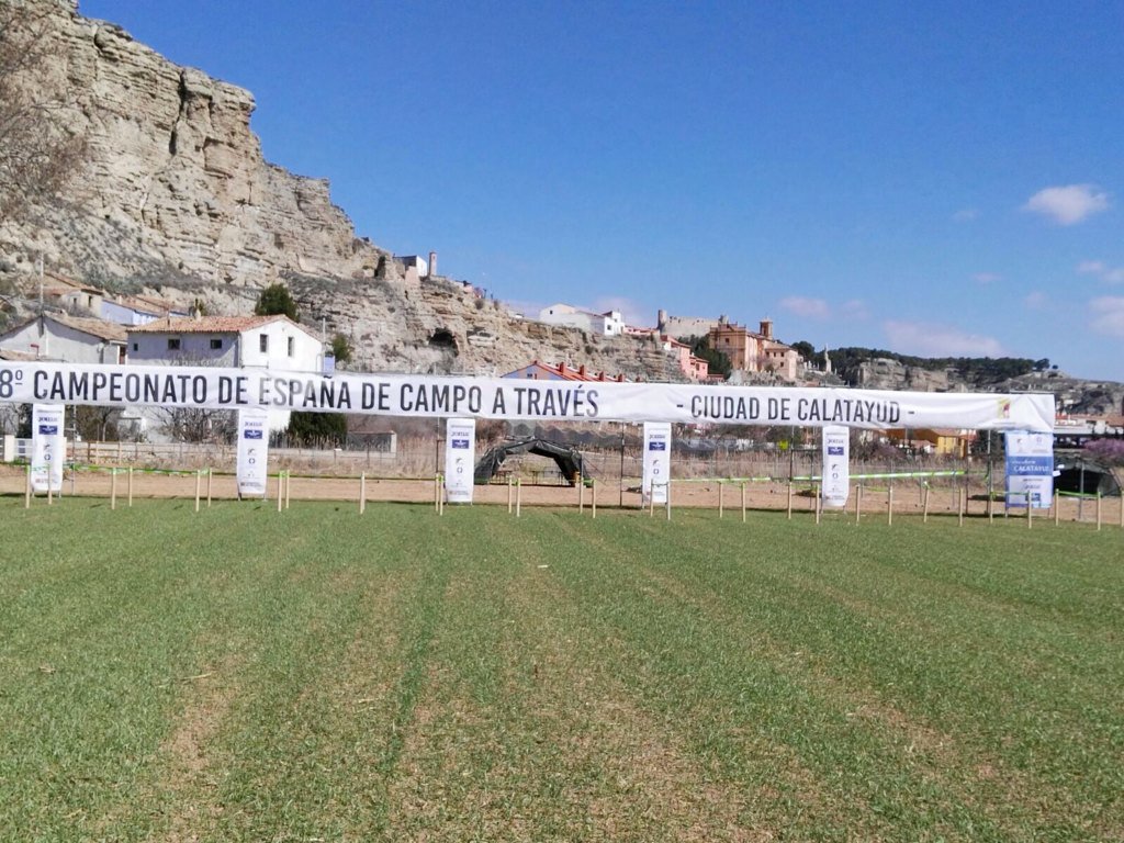 Suerte a mis compañeros aragoneses en Calatayud. Defender con orgullo nuestros colores. <a href="/SoiDAragon/">Soy de Aragón</a> #CañaMaña