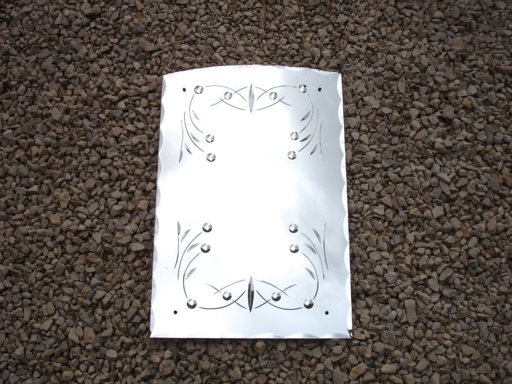 Vintage Rectangular Wall Mirror with Beveled Floral Pattern and Spoon Beveled Edge around the Rim by FillyGumbo (85…