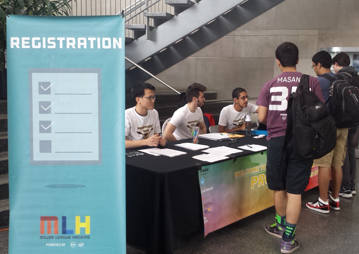MLHacks's tweet photo. #hackers getting registered at #profhacks2016! @ProfHackathon #hackathonhackers https://t.co/sHN0PQDquP