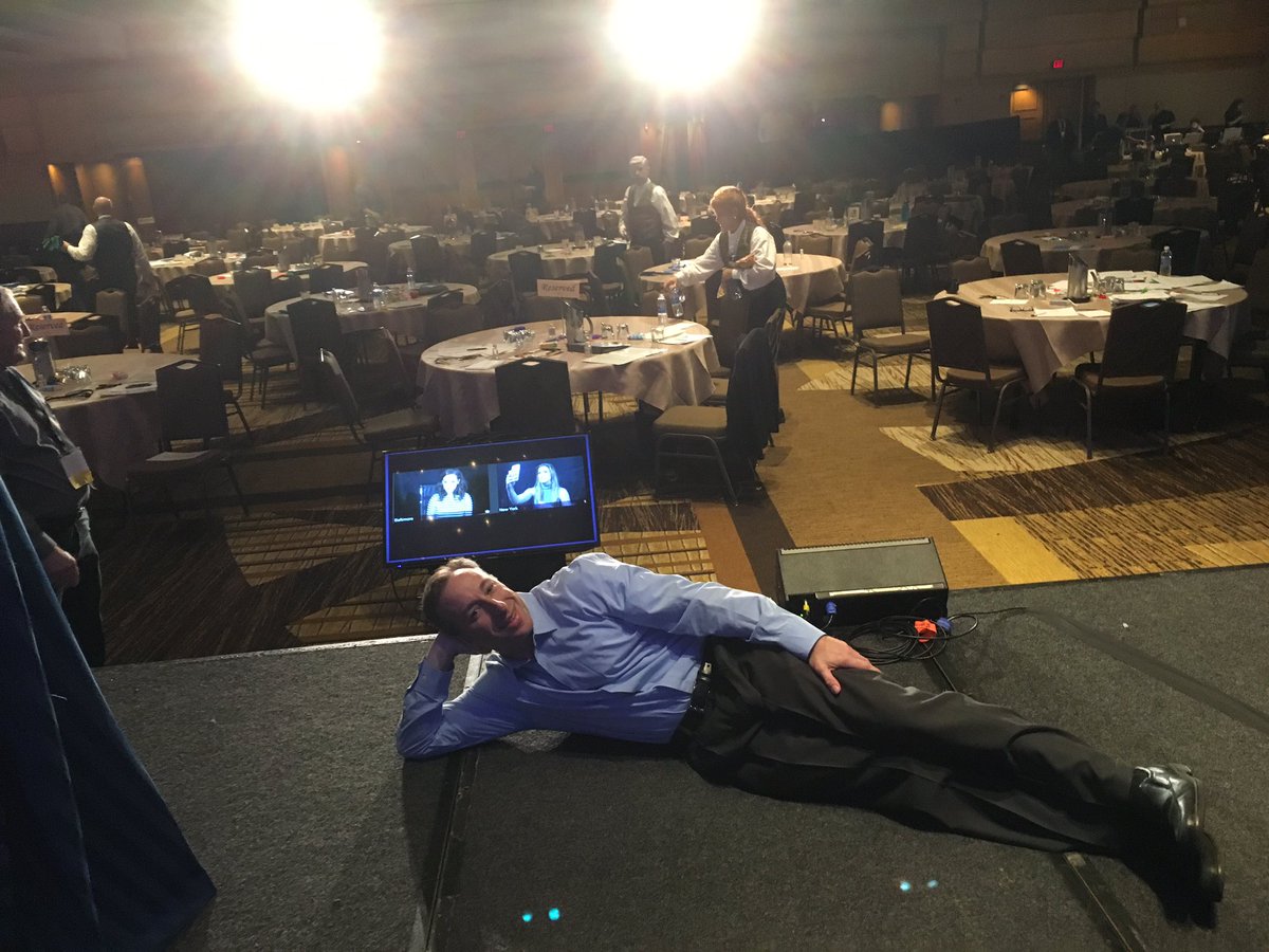 CFWarriorProj's tweet photo. #CFVLC2016 my goal to make CF stand for Comedy Found. Mission Accomplished! https://t.co/qlBAJhZFKE