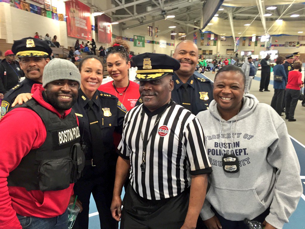 SuperBaston's tweet photo. 2016 Got Peace basketball tournament ...#peaceboston! @DeputyGross @DeputyJoeHarris @mrsnlg1203 https://t.co/YGRezWC1Bq