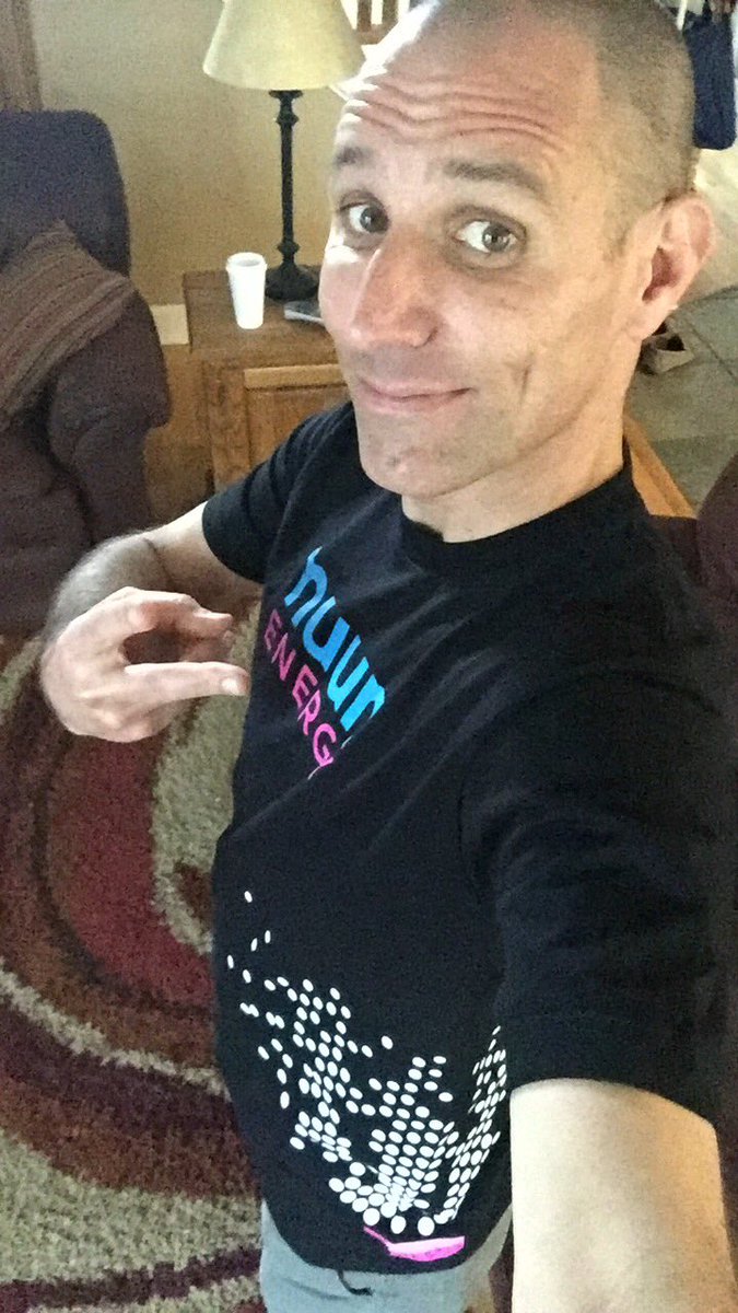 JPC_Marathoner's tweet photo. Awards for biggest team for #NuunYearDash. Sweeeet!!! Wearing new shirt today! #TeamNuun #NuunLove #FitFamAmbassador https://t.co/gMVt2jULFo
